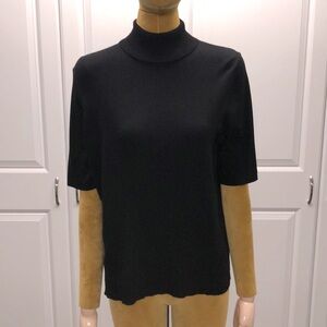Women’s Anne Klein short sleeve black turtle neck